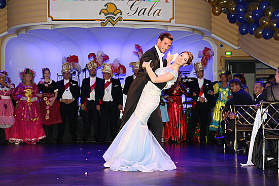 Prinzenpaar 2019 Prinz Fabrician I. (Prankl) und Prinzessin Sarah I. (Zahn) (©Foto: Martin Schmitz)